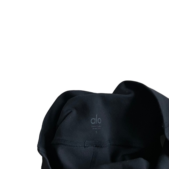 ALO Yoga Black Leggings - Picture 7 of 7